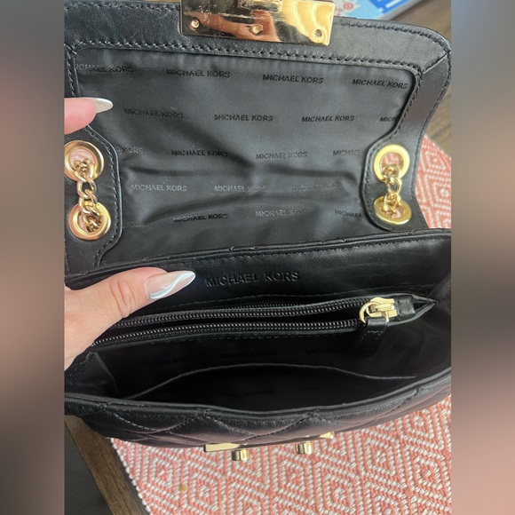 Michael kors small quilted shoulder bag - Picture 3 of 5